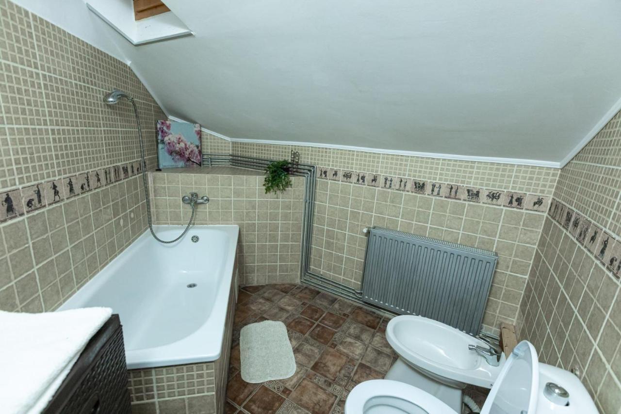 Отель Dream House Брашов Экстерьер фото