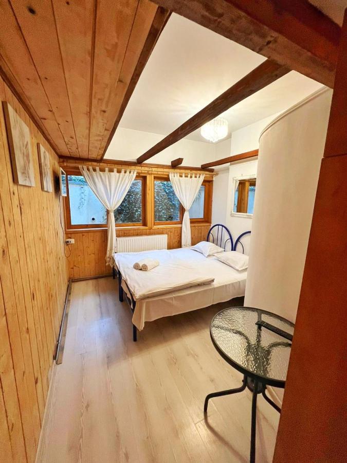 Отель Dream House Брашов Экстерьер фото